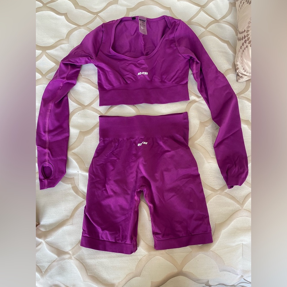 Bo&Tee Plum Set - Scrunch Butt